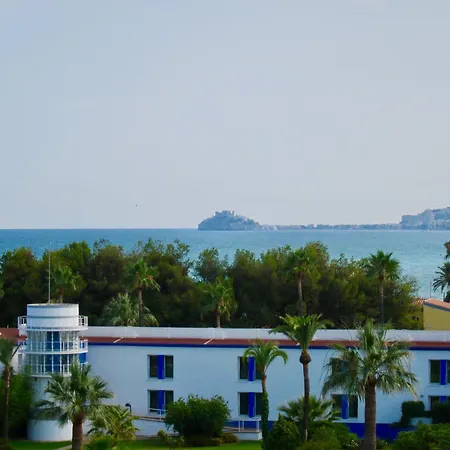 Atico-duplex Con Vistas Al Mar En