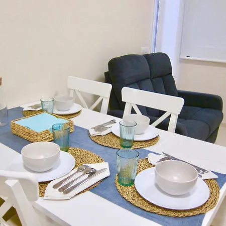 Atico-duplex Con Vistas Al Mar En Apartamento